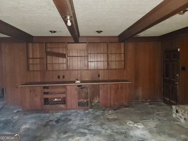 1918 E 63rd Street, Savannah, GA 31404