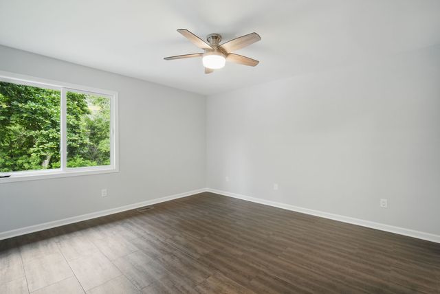 4510 89th Street, Urbandale, IA 50322