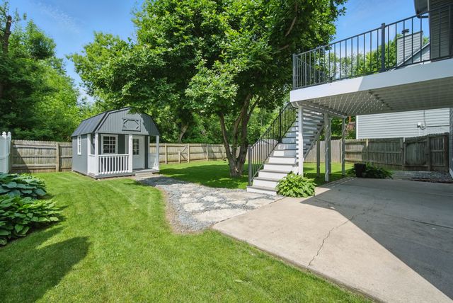 4510 89th Street, Urbandale, IA 50322