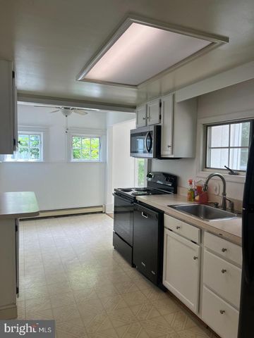 1071 TYSON AVENUE, Abington, PA 19001
