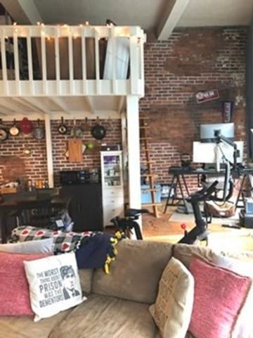 61 Brookline Avenue 402, Boston, MA 02215