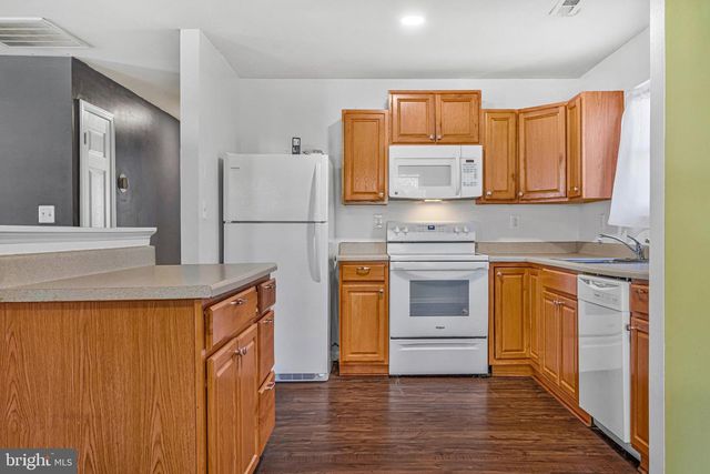 724 SPRUCE DR, Lusby, MD 20657