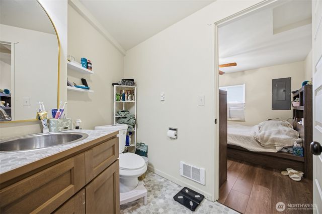 5698 2nd Avenue, Ferndale, WA 98248