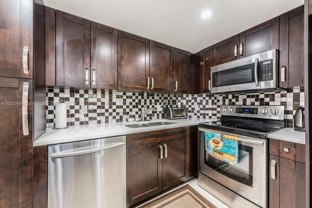 1980 S Ocean Dr 2H, Hallandale Beach, FL 33009