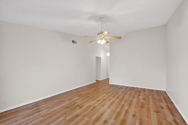 6105 Fairfield Circle, Greenacres, FL 33463