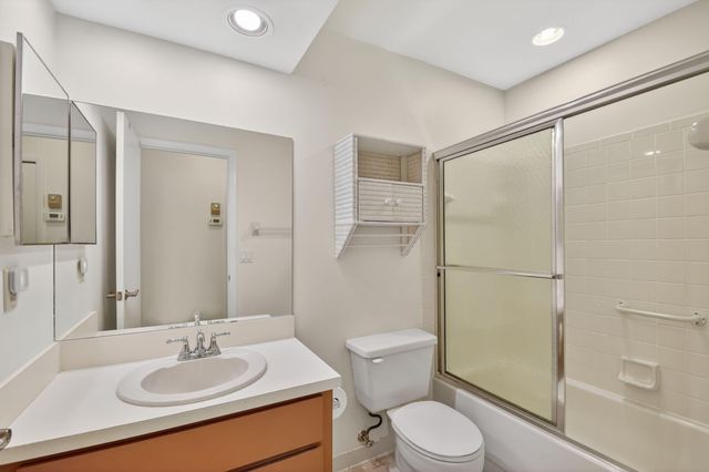 6105 Fairfield Circle, Greenacres, FL 33463