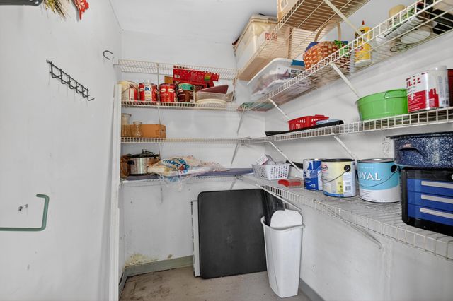 6105 Fairfield Circle, Greenacres, FL 33463