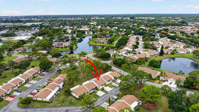6105 Fairfield Circle, Greenacres, FL 33463
