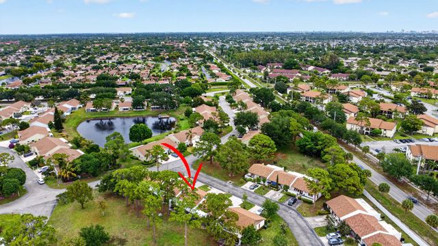 6105 Fairfield Circle, Greenacres, FL 33463