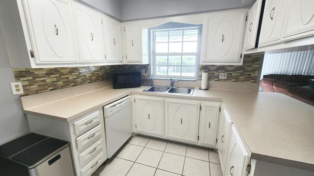 4209 Waverly Drive, West Palm Beach, FL 33407