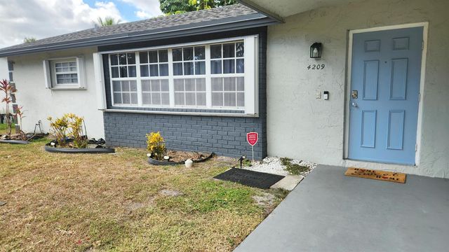 4209 Waverly Drive, West Palm Beach, FL 33407