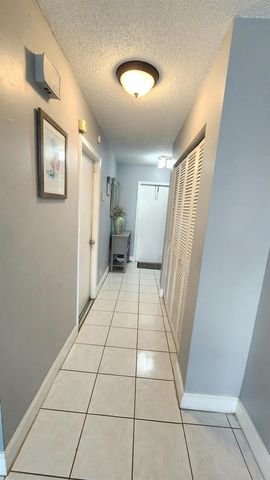 4209 Waverly Drive, West Palm Beach, FL 33407
