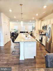 5830 KATE CHOPIN PL, White Plains, MD 20695