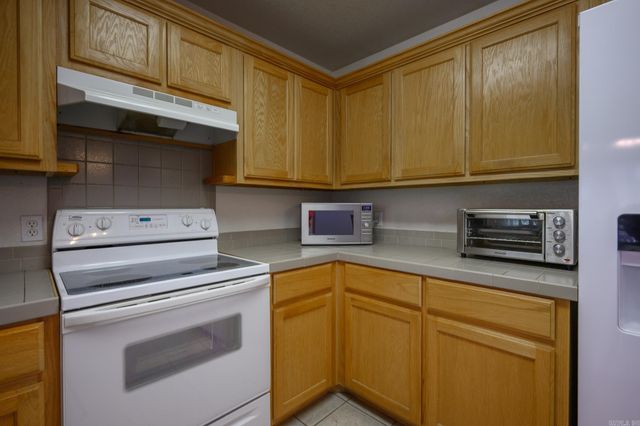 908 Orchard Avenue, Mena, AR 71953