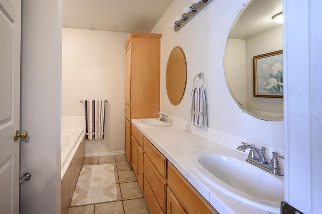 908 Orchard Avenue, Mena, AR 71953