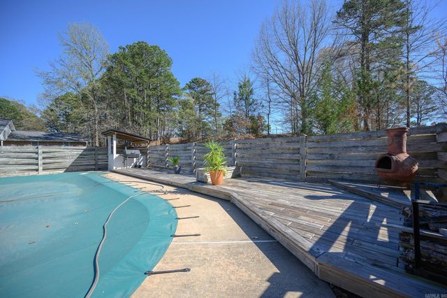 908 Orchard Avenue, Mena, AR 71953