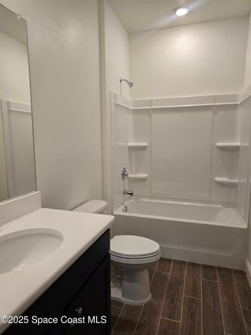 642 Fernandina Street NW, Palm Bay, FL 32907