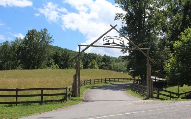 143 Shiloh Ridge, Hayesville, NC 28904