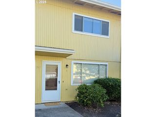 1947 W 17TH Ave B, Eugene, OR 97402