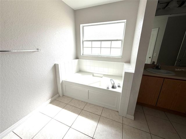 106 EAGLE POINT BOULEVARD, Auburndale, FL 33823