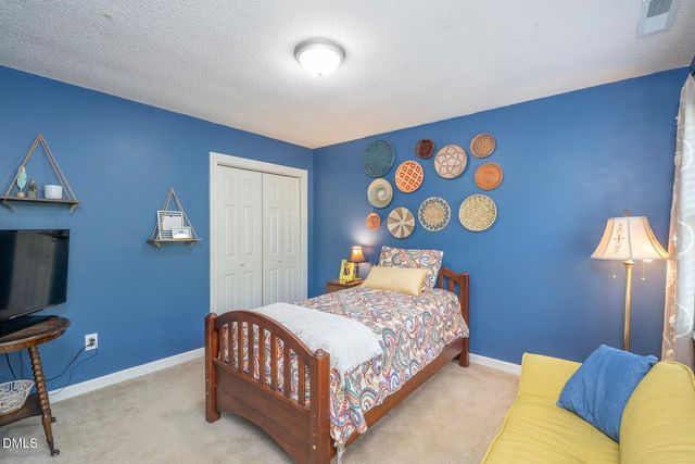 708 Flagstone Way, Durham, NC 27712