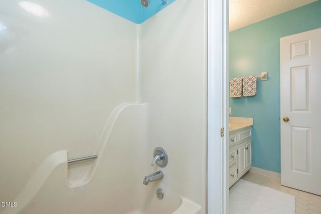 708 Flagstone Way, Durham, NC 27712