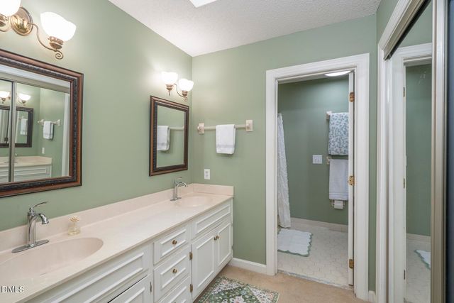 708 Flagstone Way, Durham, NC 27712