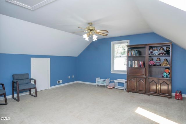 708 Flagstone Way, Durham, NC 27712