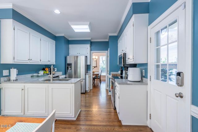 708 Flagstone Way, Durham, NC 27712