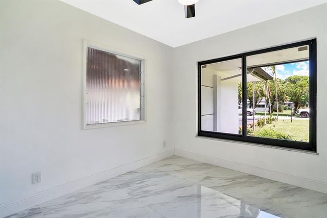 4190 SW 4th Street, Plantation, FL 33317