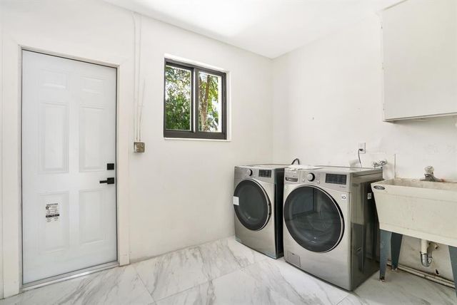 4190 SW 4th Street, Plantation, FL 33317