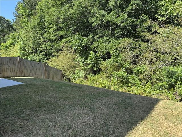 21 Stanford Ct, Hiram, GA 30141