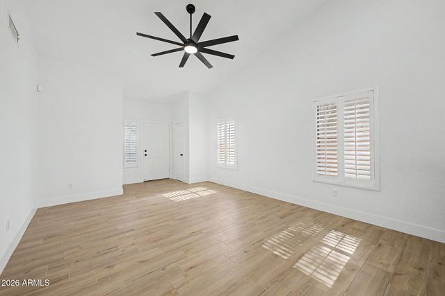 7454 W EVA Street, Peoria, AZ 85345