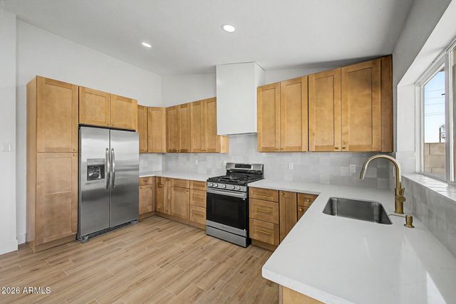 7454 W EVA Street, Peoria, AZ 85345