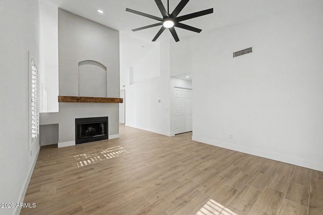 7454 W EVA Street, Peoria, AZ 85345