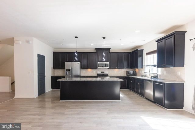 14766 MALLOY CT, Woodbridge, VA 22191