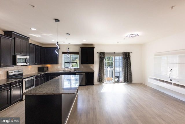 14766 MALLOY CT, Woodbridge, VA 22191