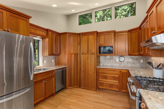 191 Condon Lane, Port Ludlow, WA 98365