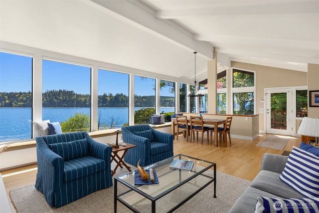191 Condon Lane, Port Ludlow, WA 98365