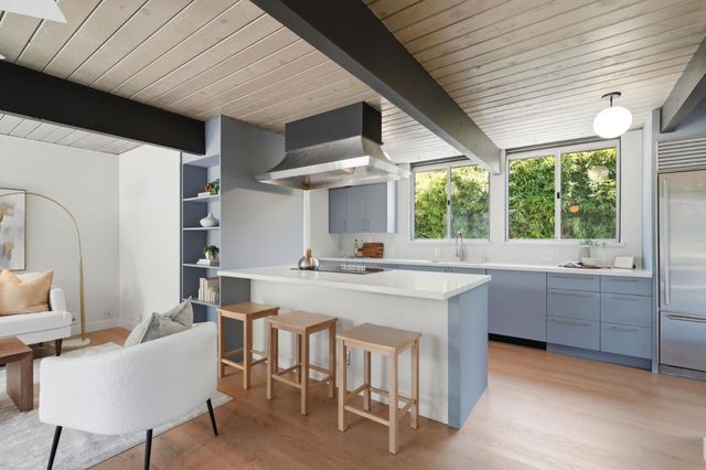 816 Lennox Court, Sunnyvale, CA 94087