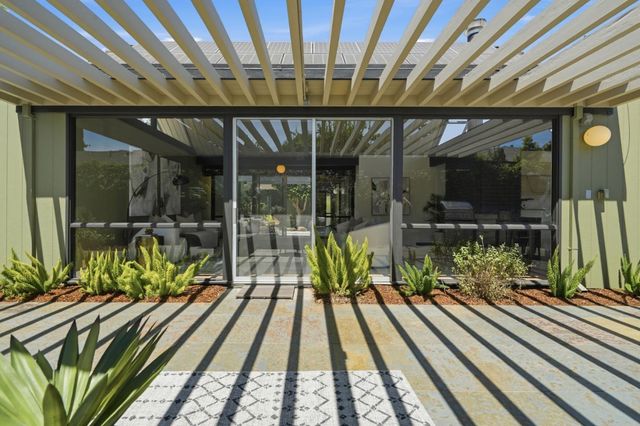 816 Lennox Court, Sunnyvale, CA 94087
