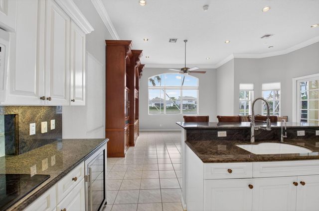 18584 Harbor Light Way, Boca Raton, FL 33498