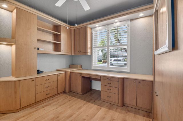 18584 Harbor Light Way, Boca Raton, FL 33498