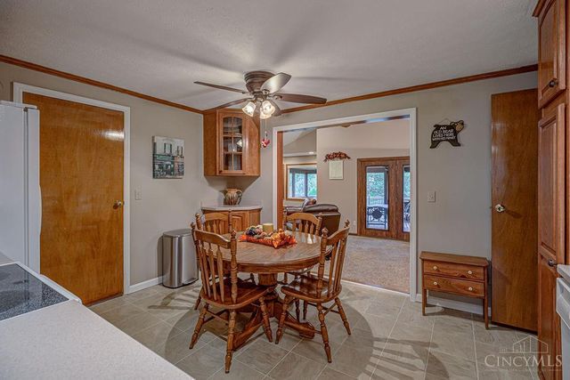 923 Beechmeadow Lane, Cincinnati, OH 45238