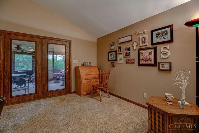 923 Beechmeadow Lane, Cincinnati, OH 45238