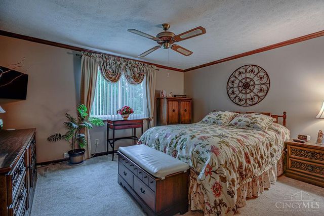 923 Beechmeadow Lane, Cincinnati, OH 45238