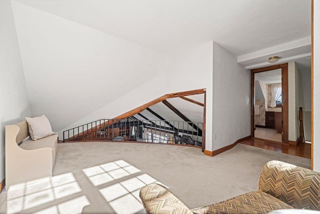 39 Mount Lebanon St, Pepperell, MA 01463