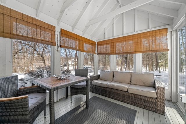 39 Mount Lebanon St, Pepperell, MA 01463