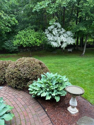 39 Mount Lebanon St, Pepperell, MA 01463