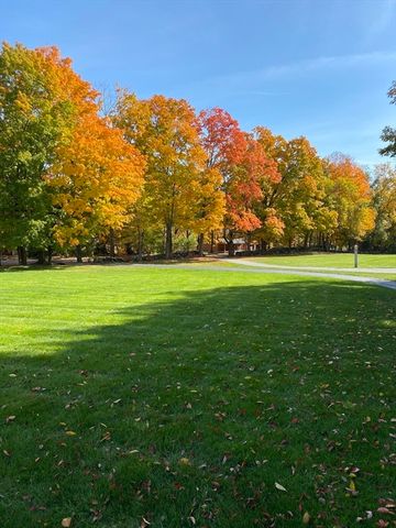 39 Mount Lebanon St, Pepperell, MA 01463